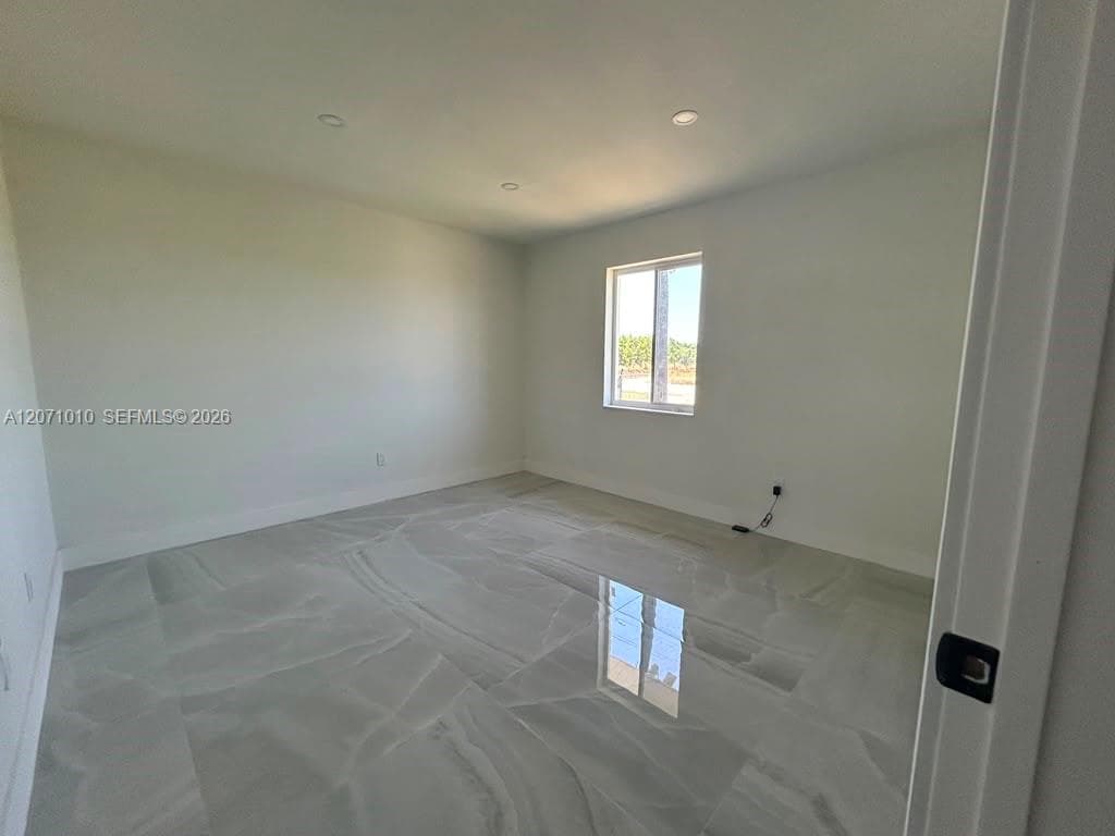 345 SW 18th Ave, Homestead, FL 33030 photo 5