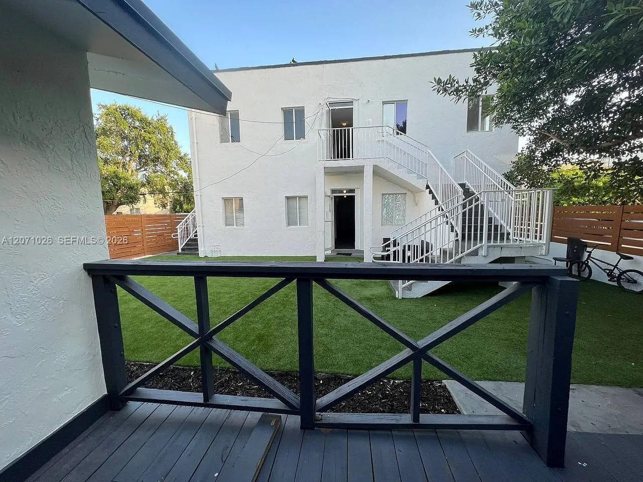 734 SW 4th St # #6, Miami, FL 33130
