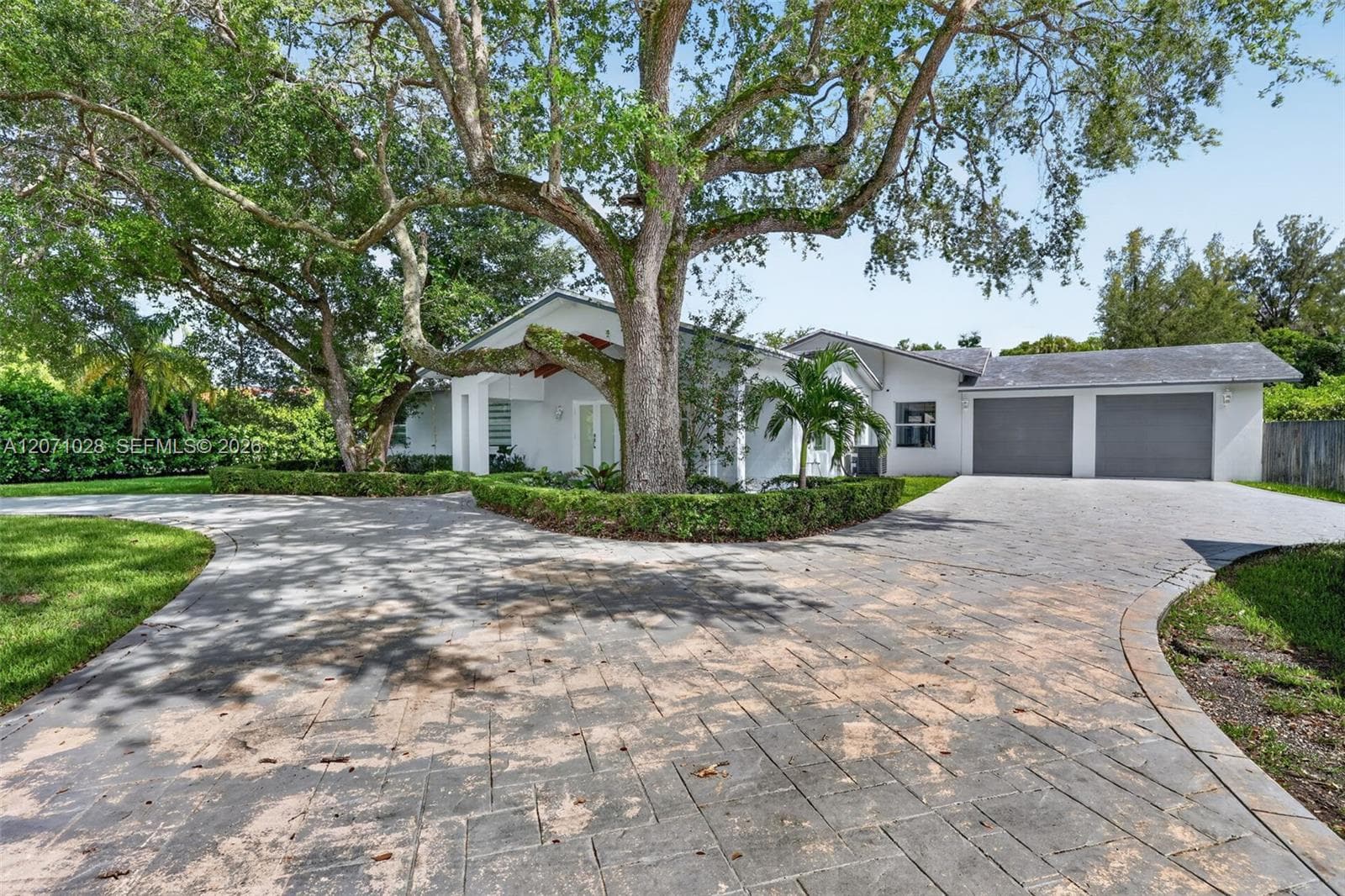 10890 SW 95th St, Miami, FL 33176 photo 3