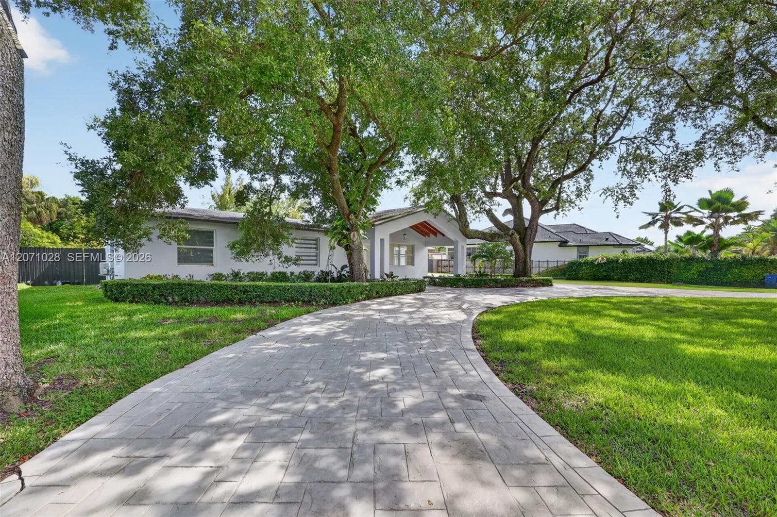10890 SW 95th St, Miami, FL 33176