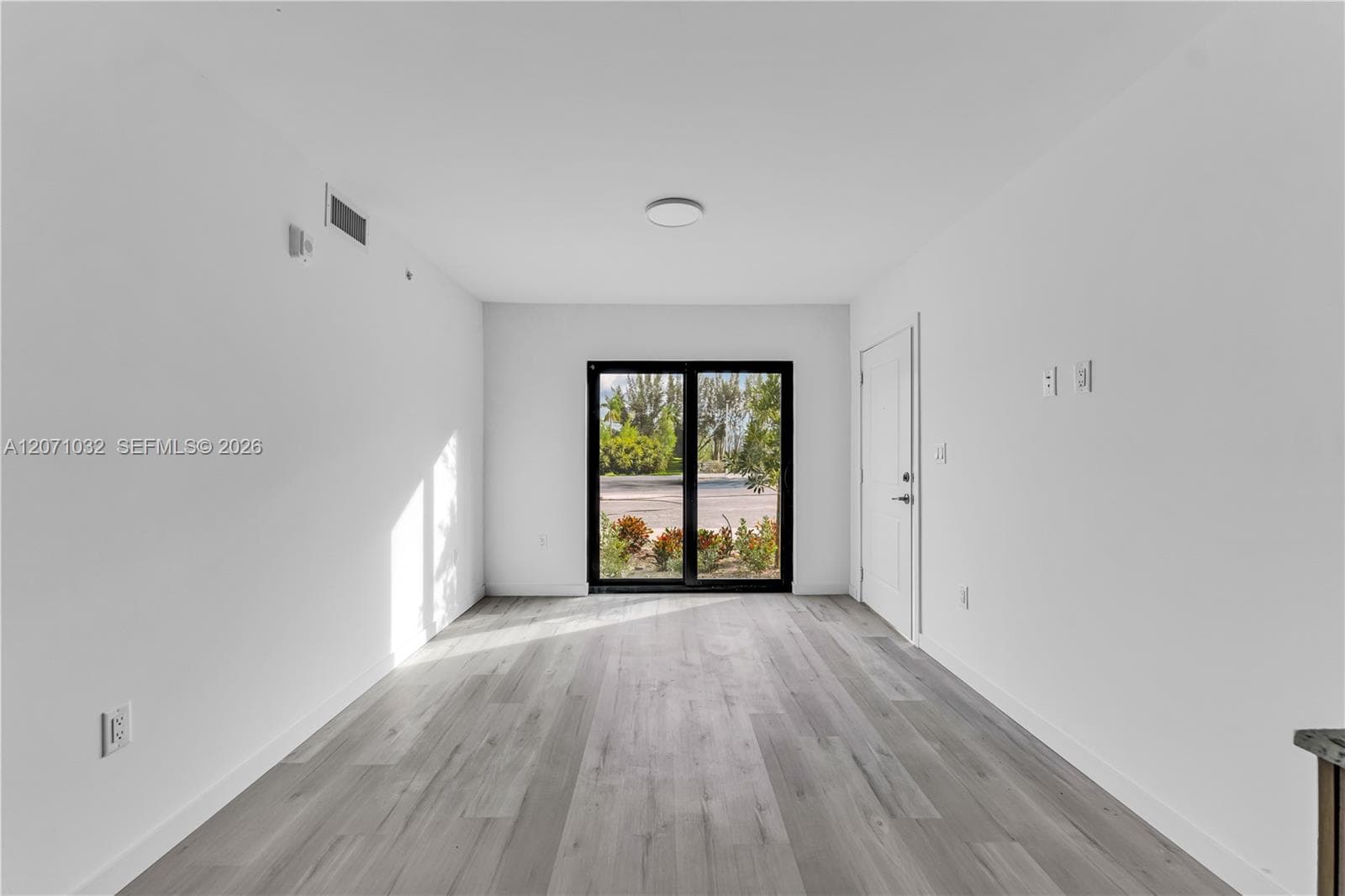 175 NW 160TH ST # 309, North Miami Beach, FL 33169 photo 2