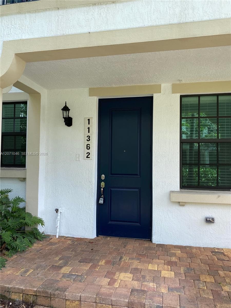 11362 SW 15th St, Pembroke Pines, FL 33025 photo 2