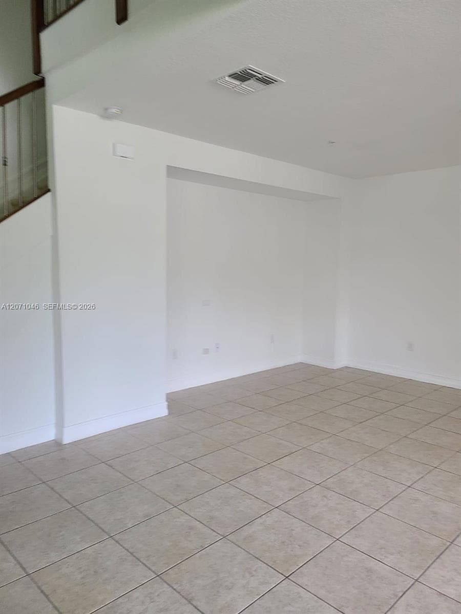 11362 SW 15th St, Pembroke Pines, FL 33025 photo 4