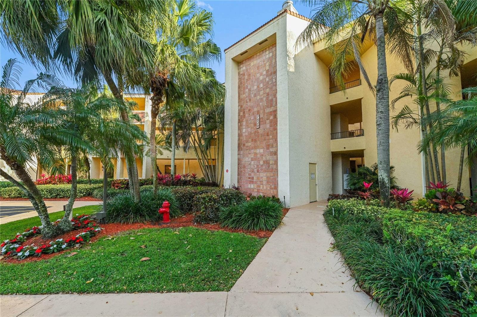 7520 La Paz Boulevard # 306, Boca Raton, FL 33433 photo 2