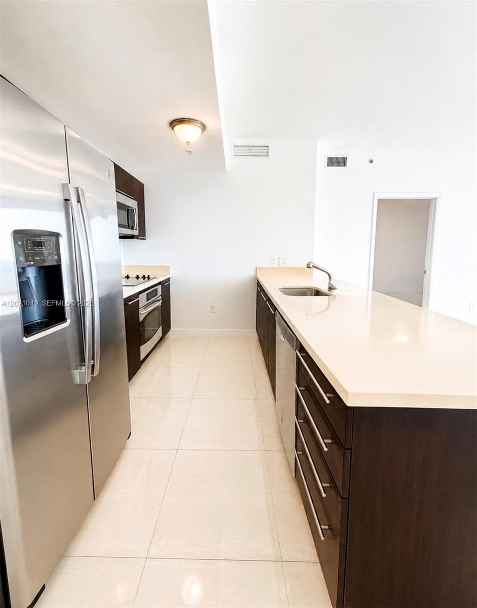 90 SW 3rd St # 3408, Miami, FL 33130 photo 2