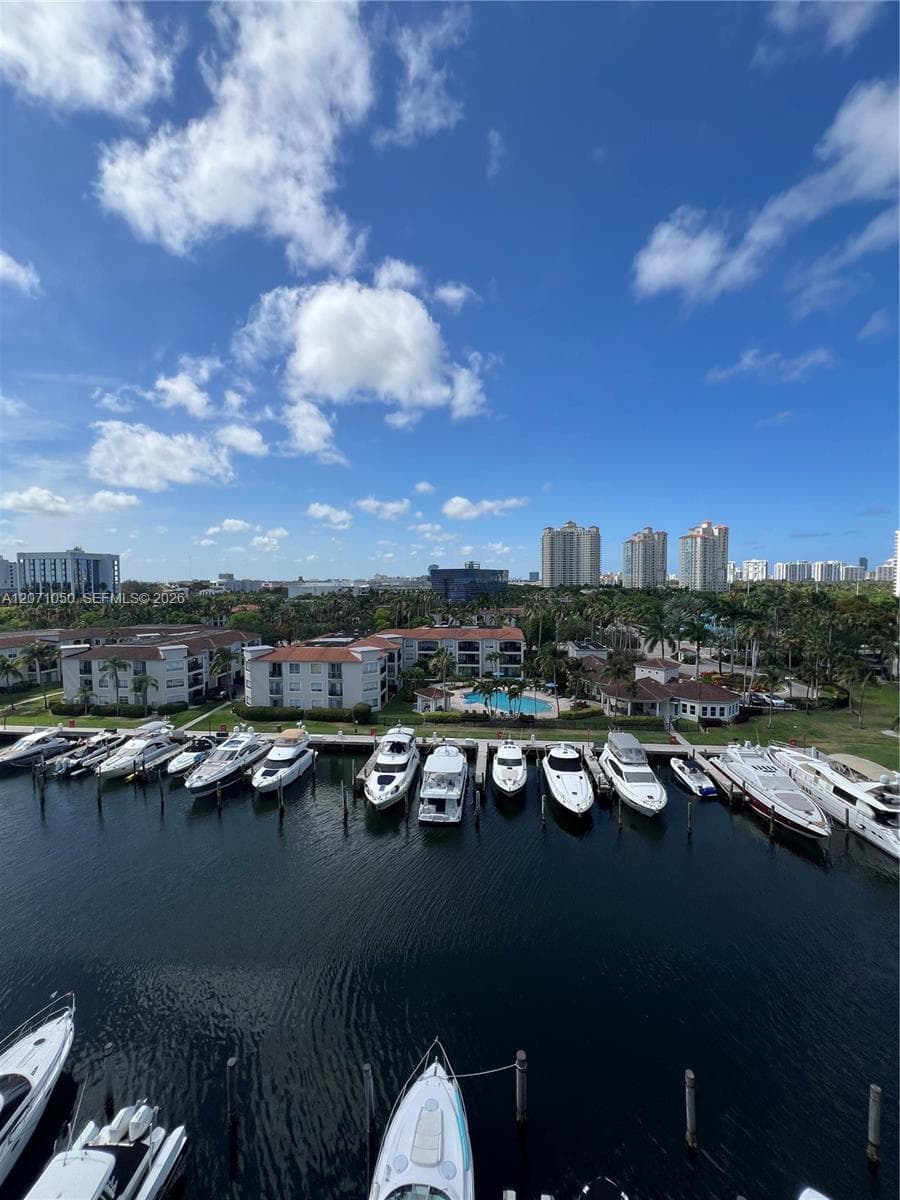 3131 NE 188th St  #1-801, Aventura, FL 33180