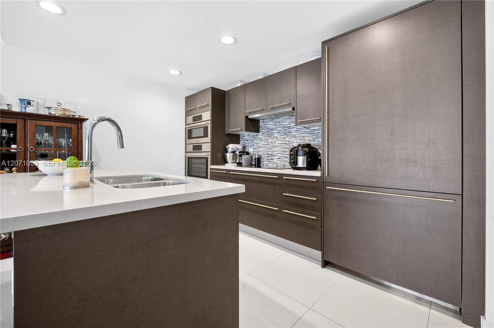 7875 NW 107th Ave # 614, Doral, FL 33178 photo 4