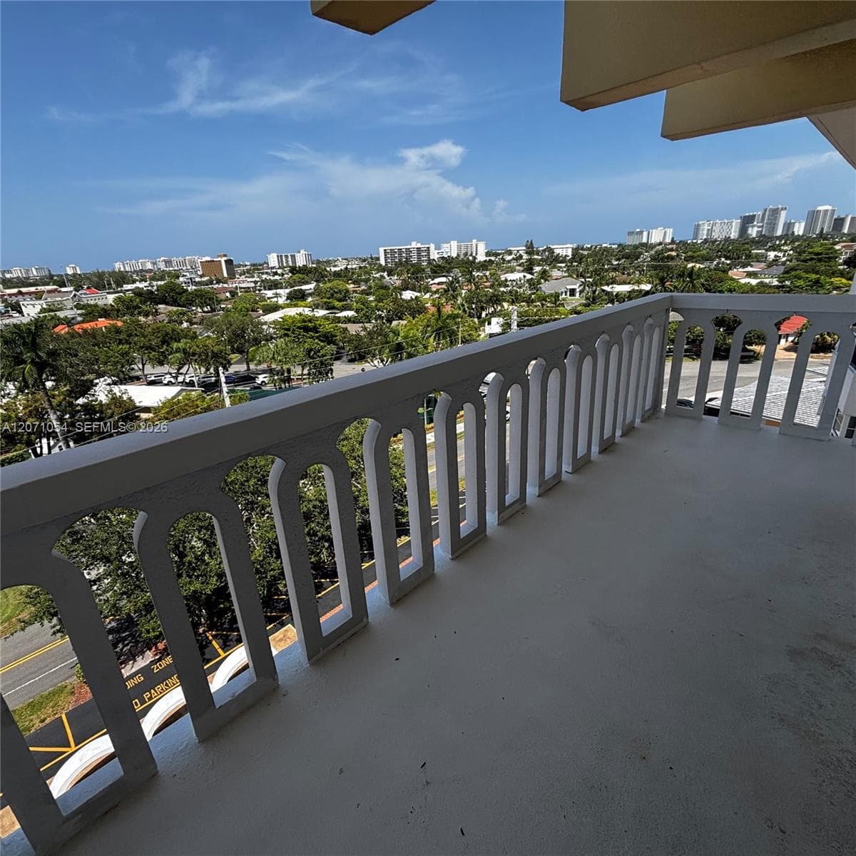 2500 NE 48th Ln # 806, Fort Lauderdale, FL 33308