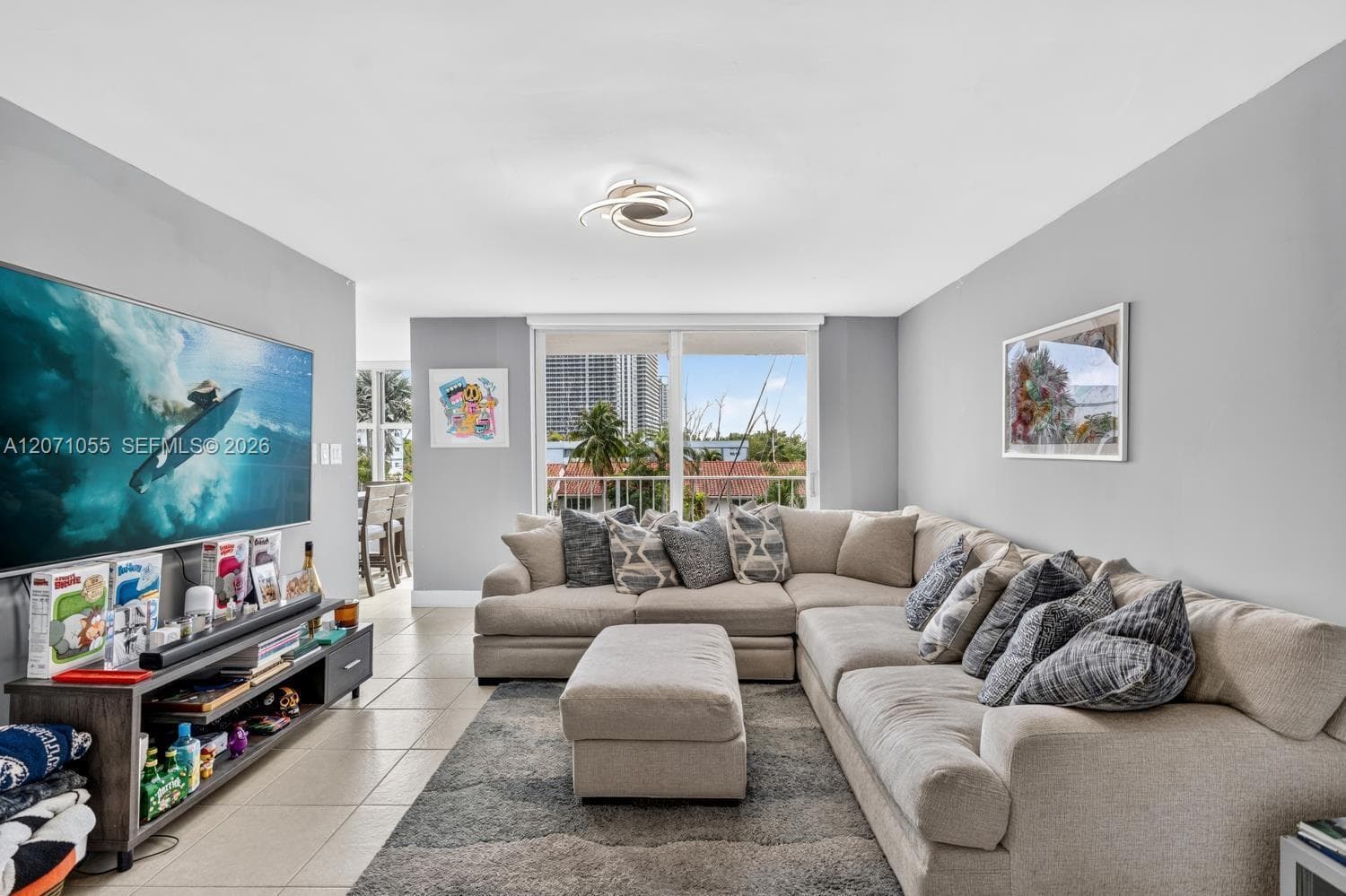 16565 NE 26th Ave # 4E, North Miami Beach, FL 33160 photo 3