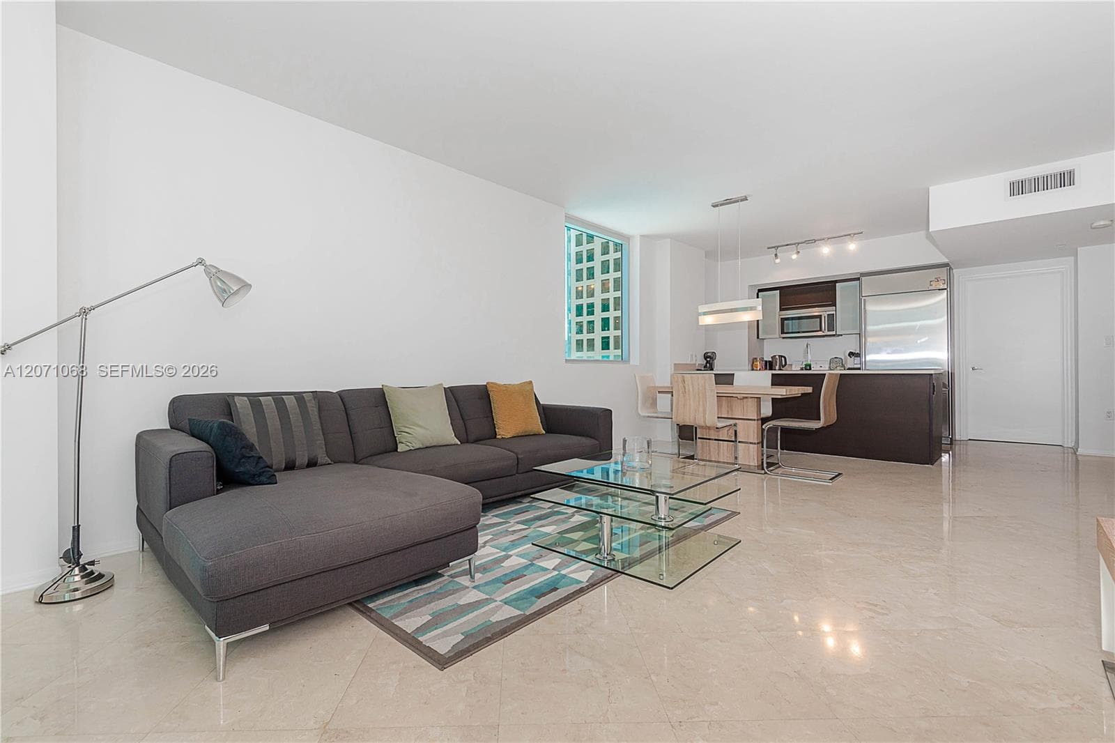 55 SE 6th St # 1507, Miami, FL 33131 photo 2