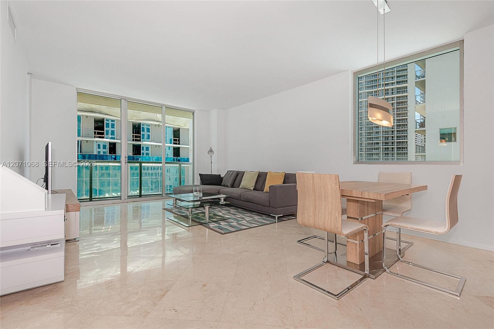55 SE 6th St # 1507, Miami, FL 33131 photo 3