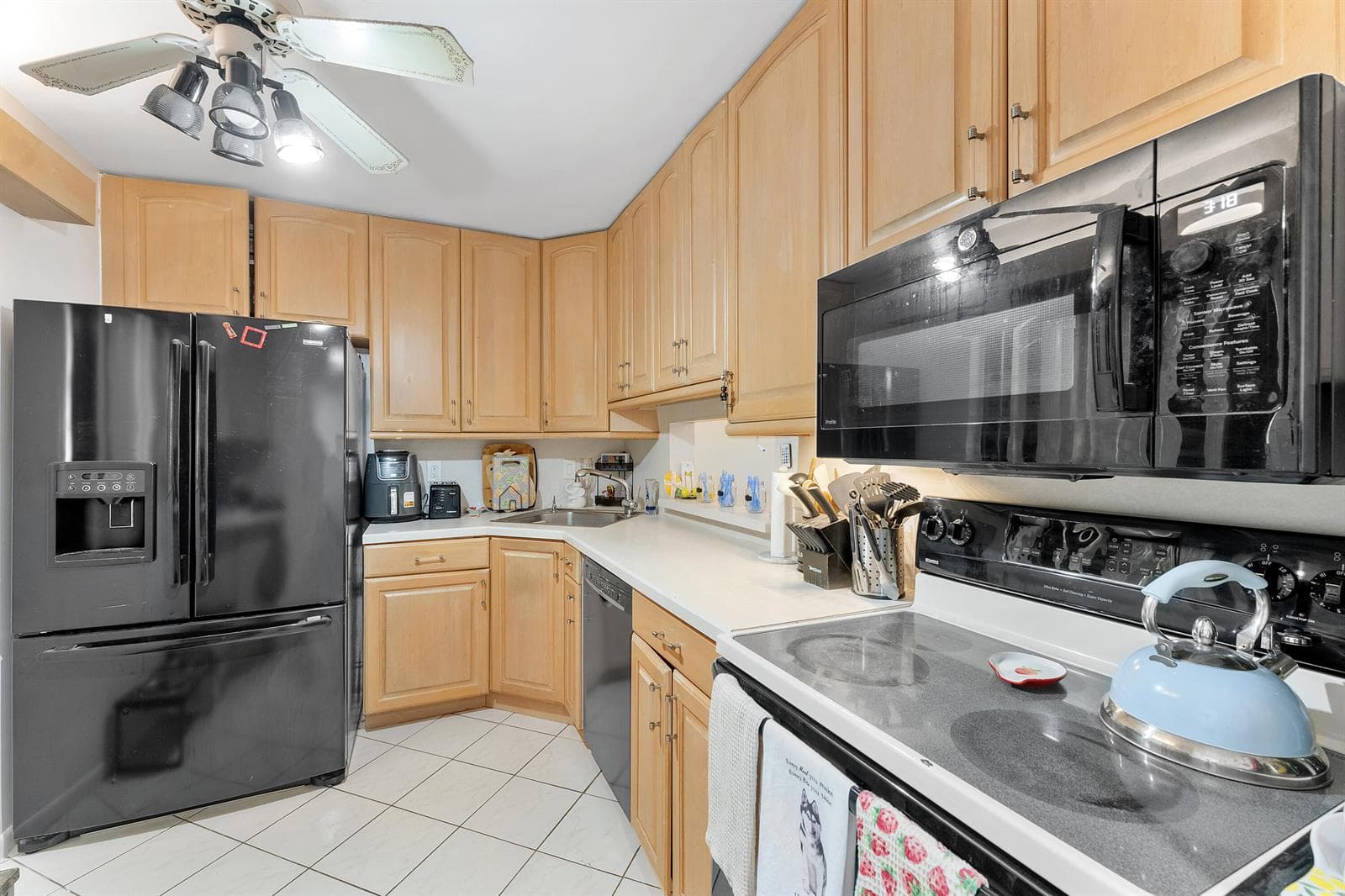5280 Las Verdes Circle # 124, Delray Beach, FL 33484 photo 3
