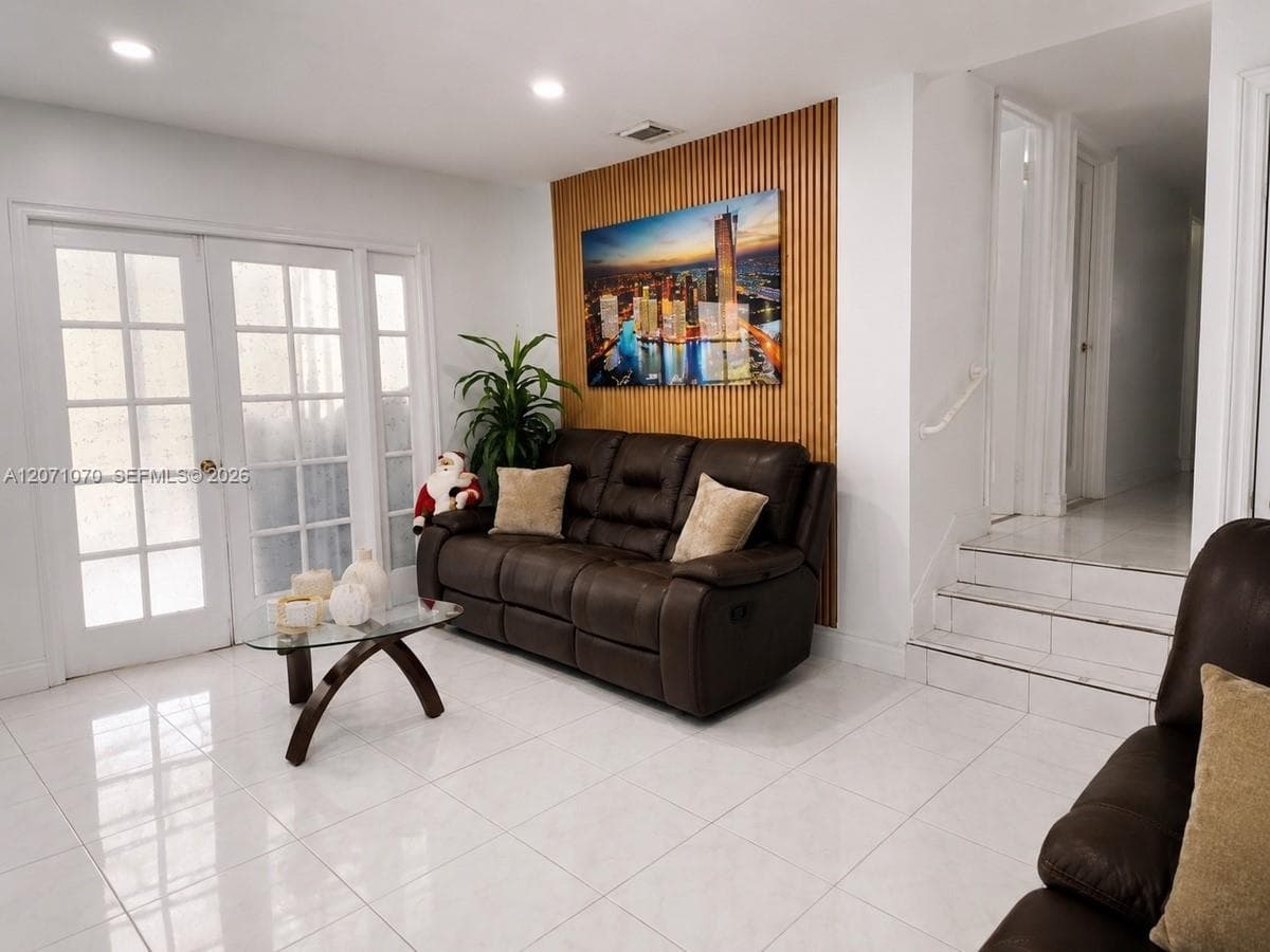 2310 SW 79th Ct, Miami, FL 33155 photo 5