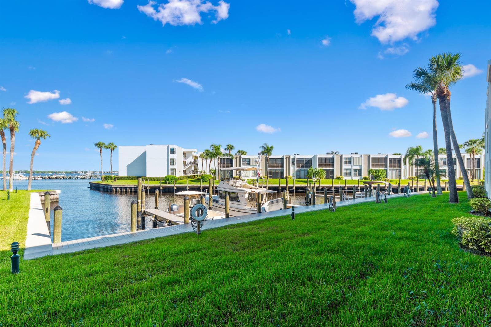 1950 SW PALM CITY Road # 12-103, Stuart, FL 34994 photo 4