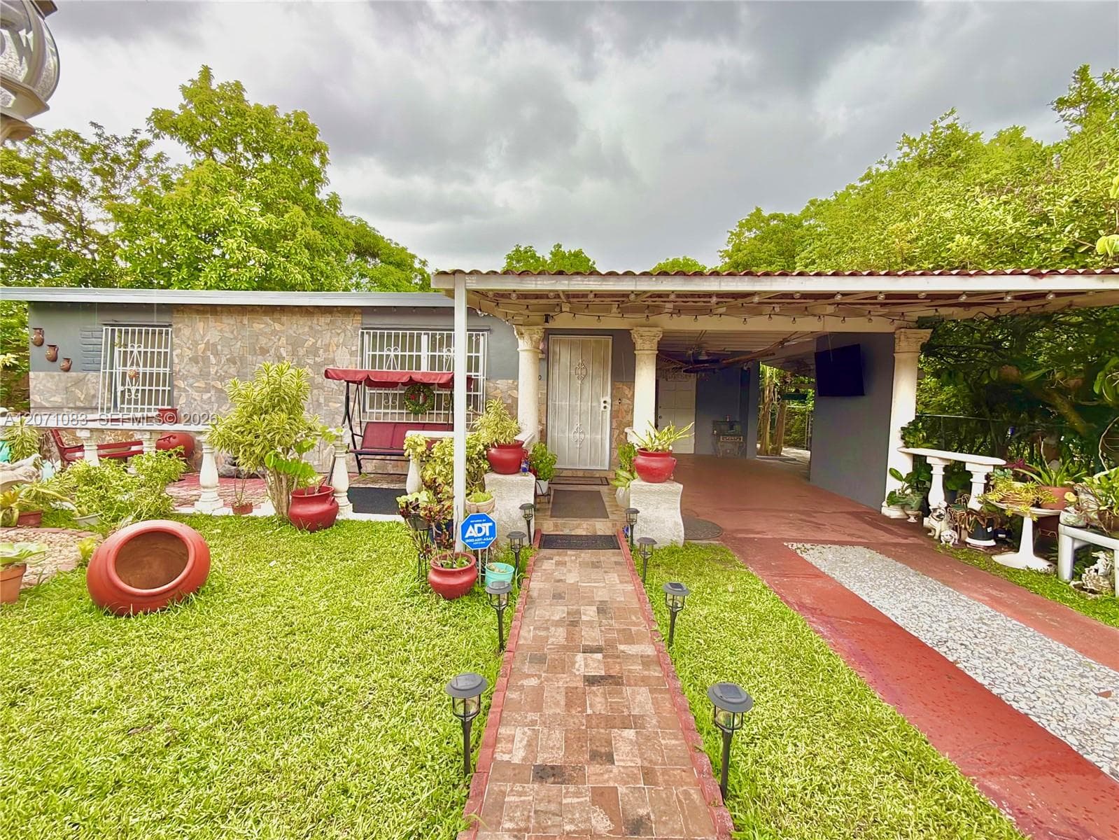 12550 NW 1st Ave, North Miami, FL 33168 photo 3