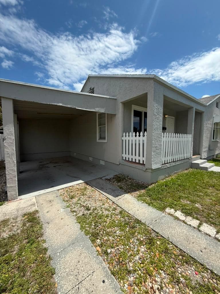 933 30TH Court, West Palm Beach, FL 33407 photo 3