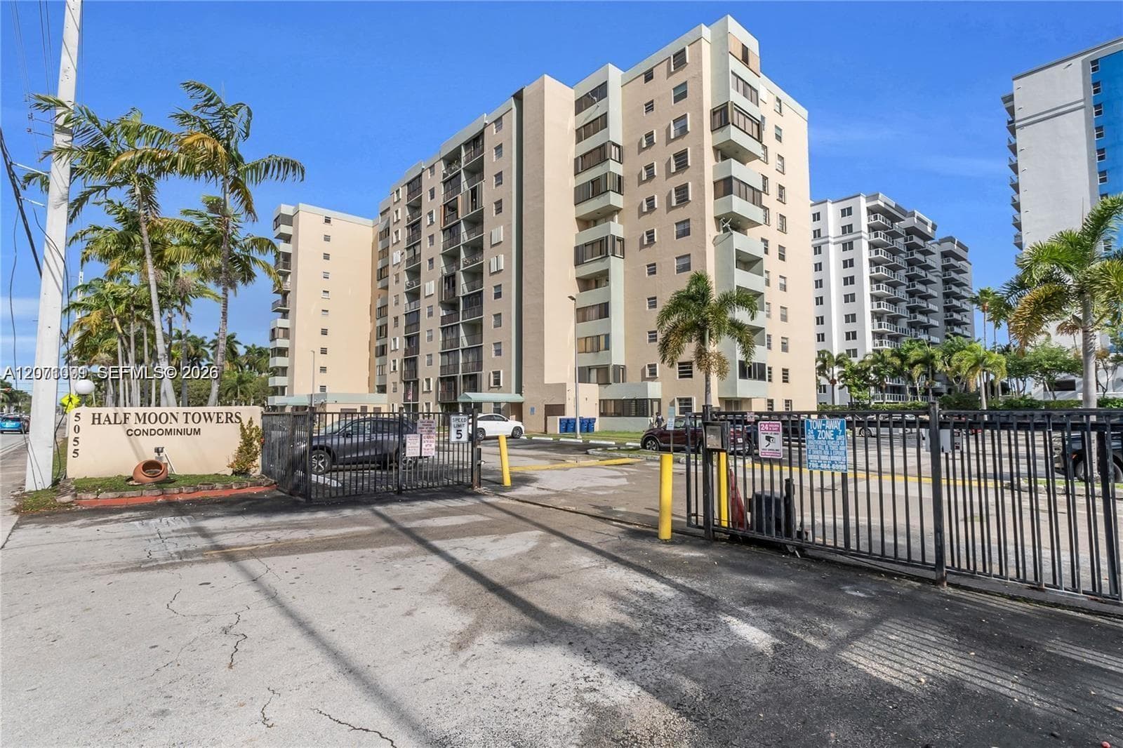 5055 NW 7th St # 504, Miami, FL 33126 photo 3