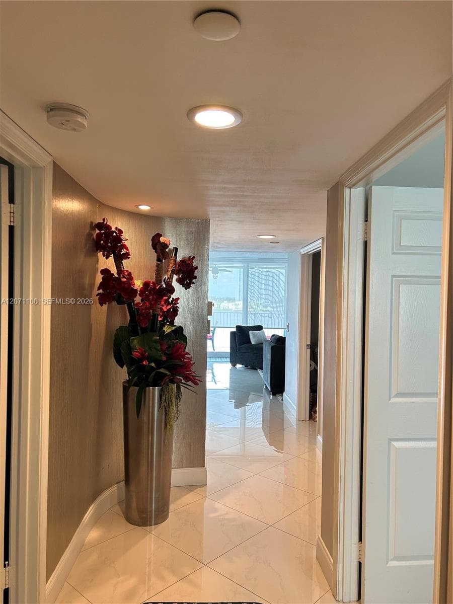 17800 N Bay Rd # 803, Sunny Isles Beach, FL 33160 photo 4