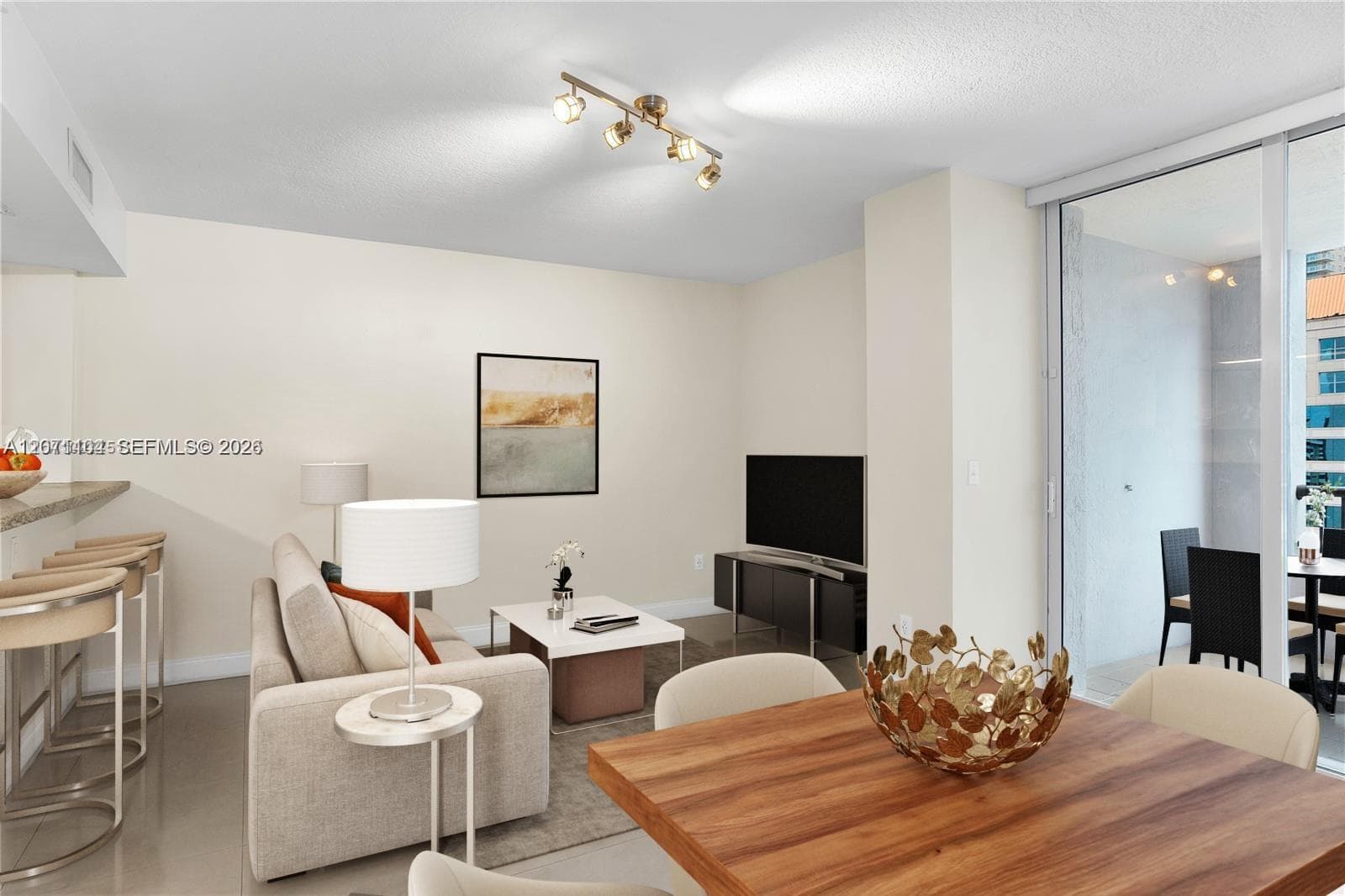 170 SE 14th St # 1506, Miami, FL 33131 photo 4