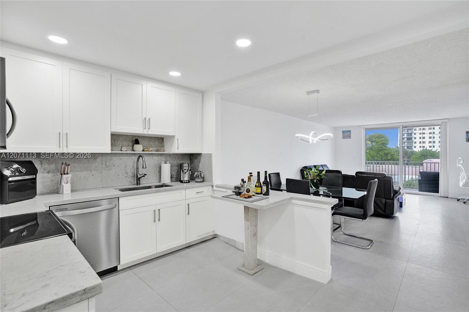 1401 S Ocean Dr # 302, Hollywood, FL 33019 photo 4