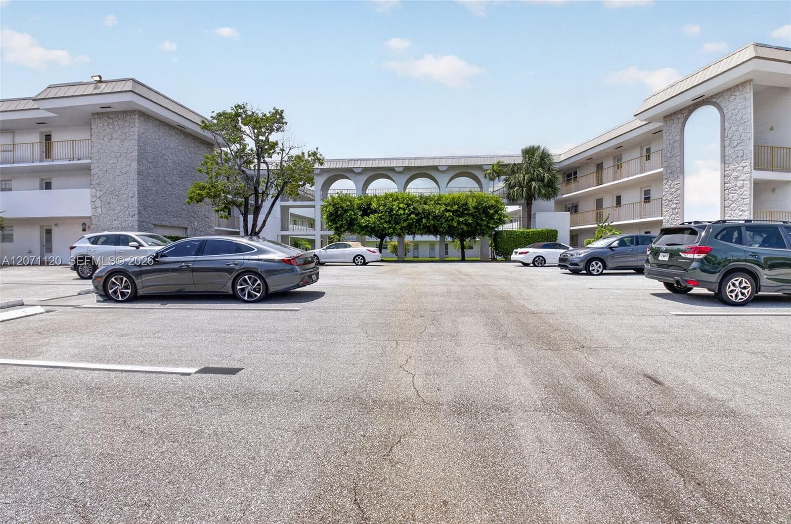 5501 NW 2nd Ave # 106, Boca Raton, FL 33487 photo 2