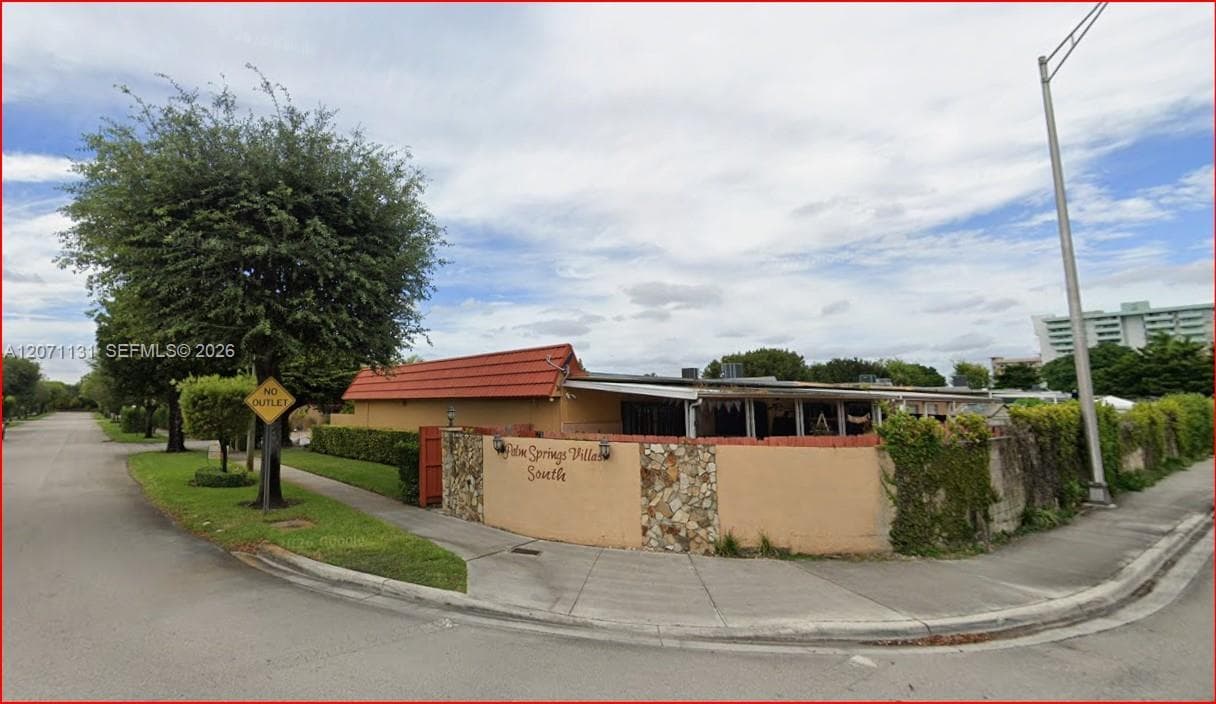 4199 W 18th Ct, Hialeah, FL 33012 photo 2