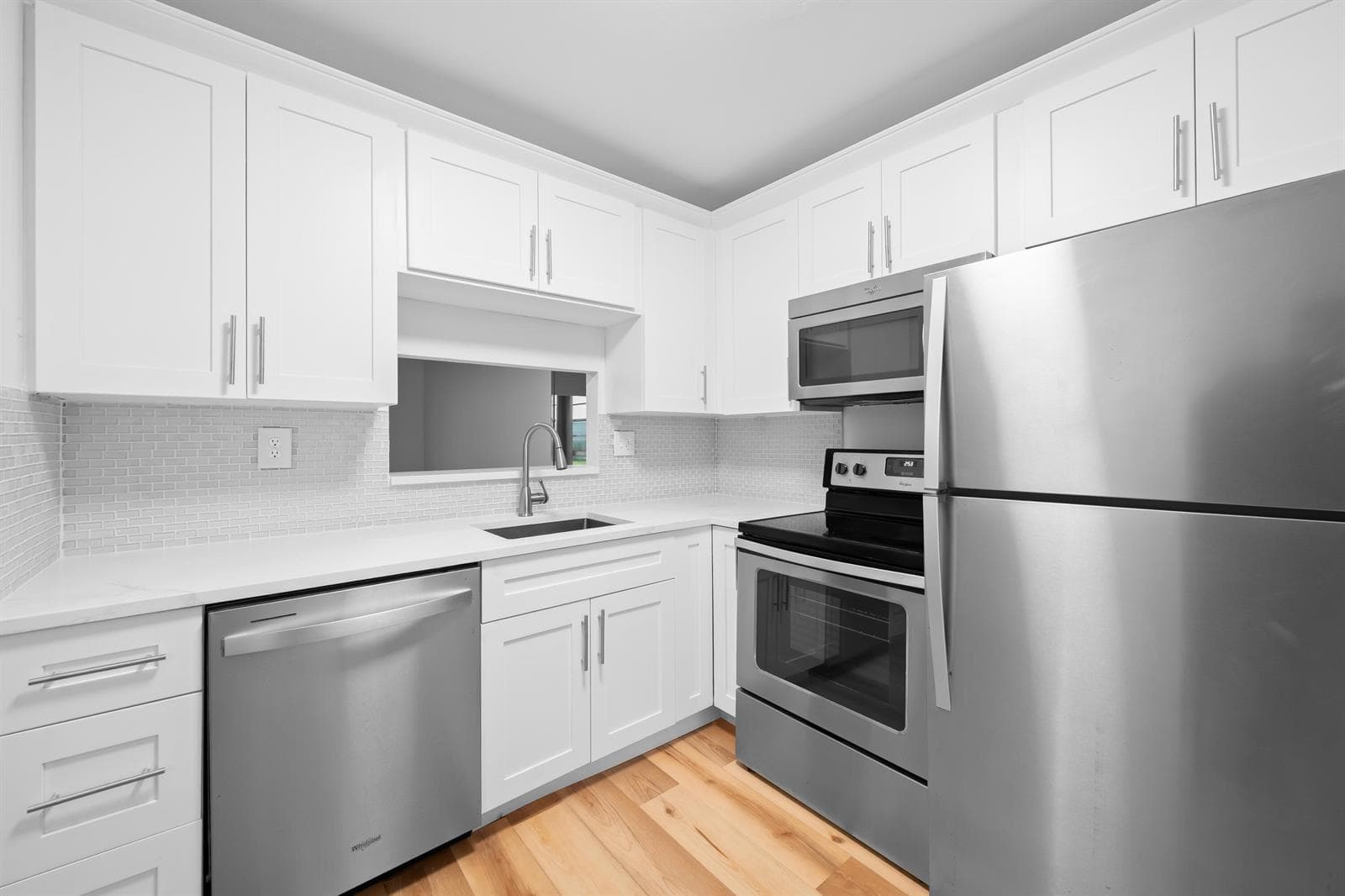 3401 NW 47TH Avenue # 401, Lauderdale Lakes, FL 33319 photo 2