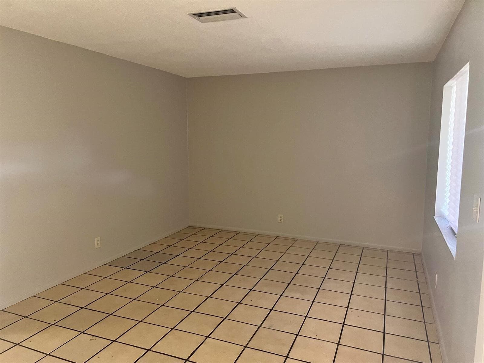 3930 NW 31ST Terrace # 3, Lauderdale Lakes, FL 33309 photo 2