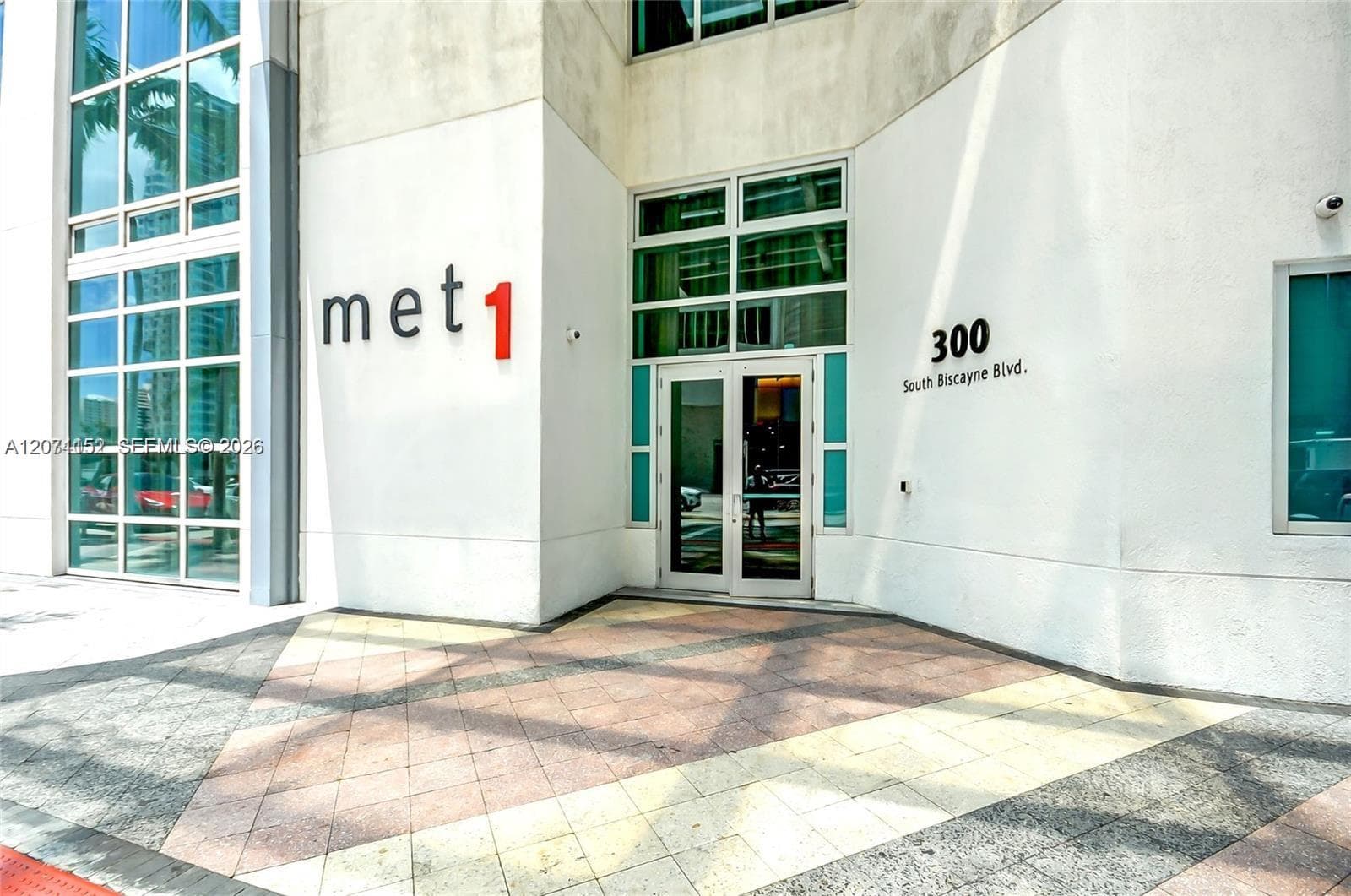 300 S Biscayne Blvd # T-3311, Miami, FL 33131