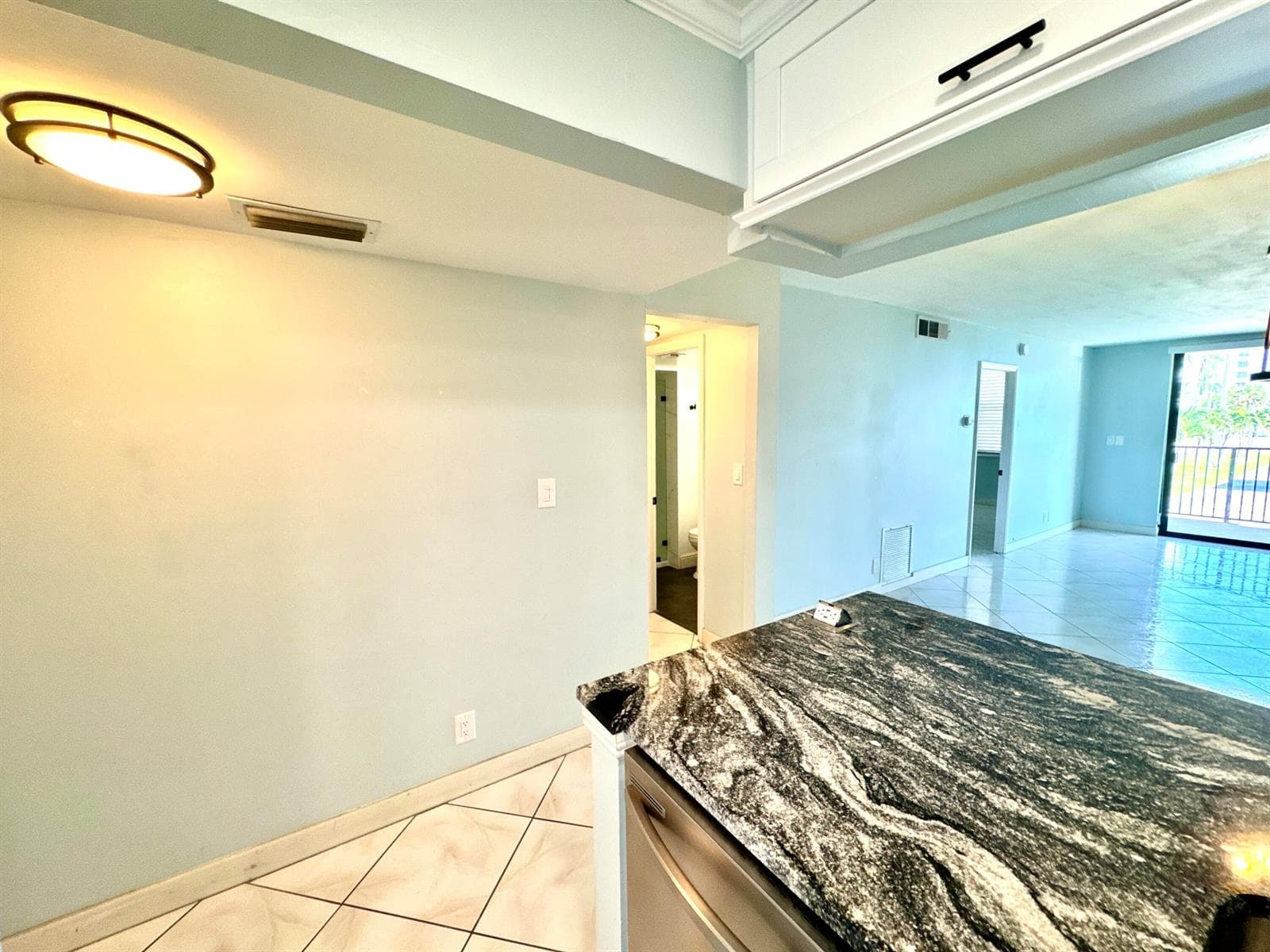 801 N OCEAN Boulevard # 202, Pompano Beach, FL 33062 photo 4