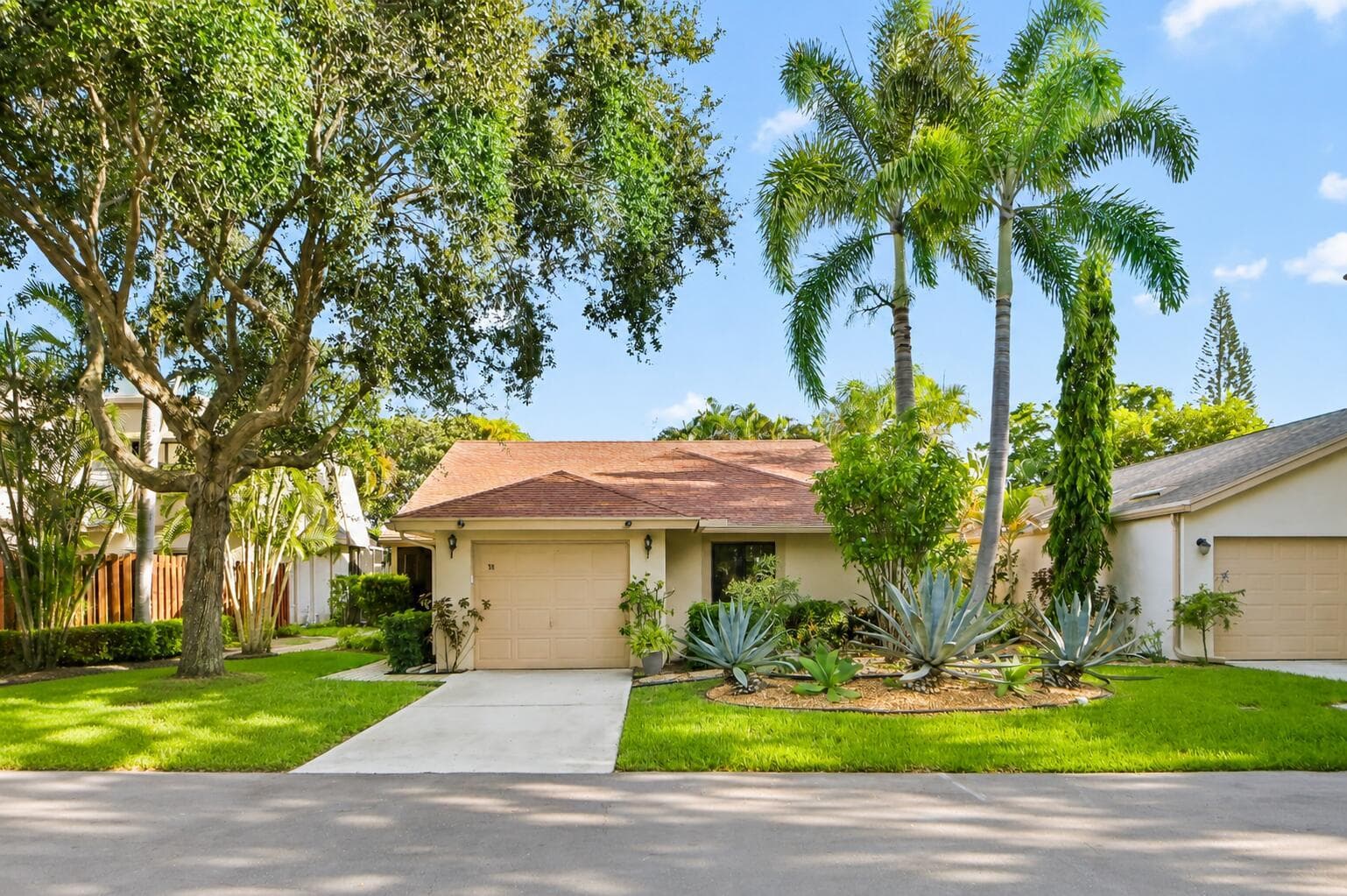 701 NW 25TH Avenue, Delray Beach, FL 33445