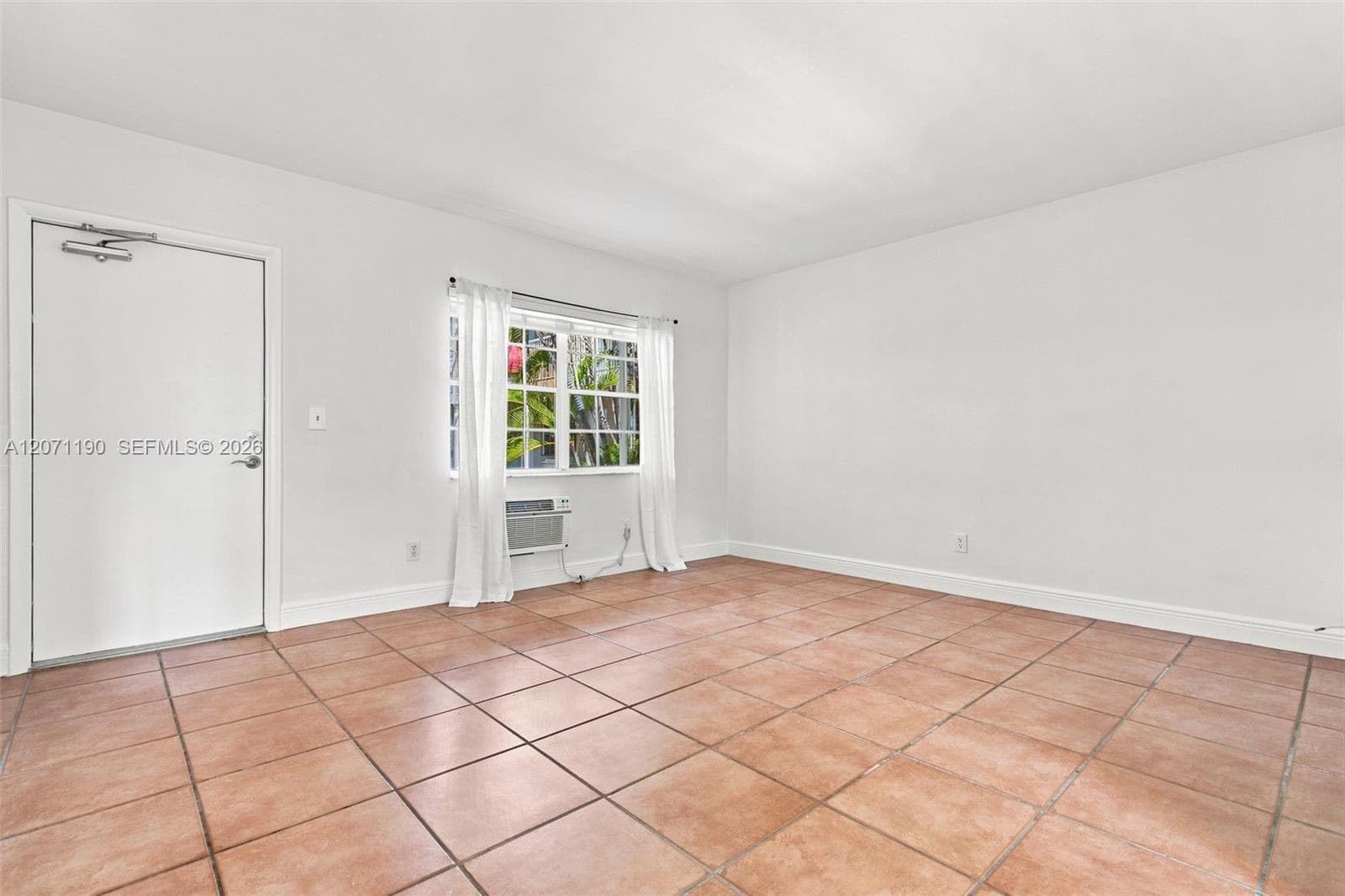 6511 Santona St # C6, Coral Gables, FL 33146 photo 5