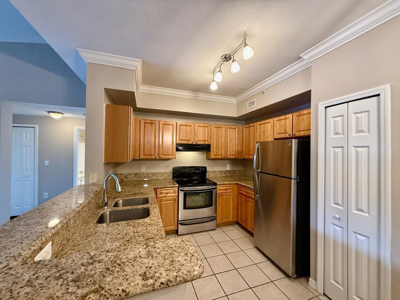 15145 Michelangelo Boulevard # 201, Delray Beach, FL 33446