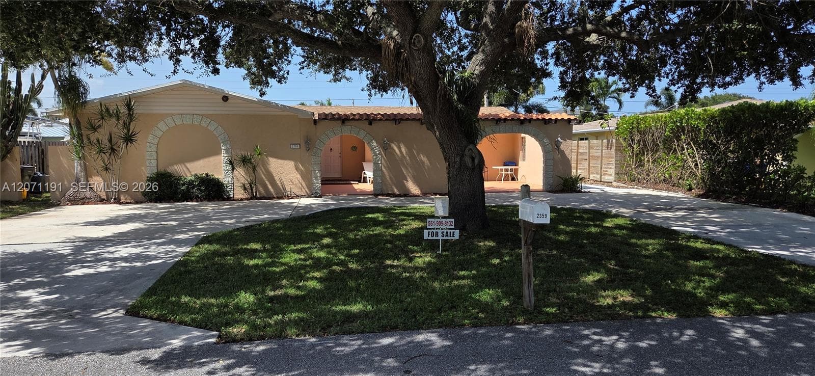 2359 N Wallen Dr, Palm Beach Gardens, FL 33410