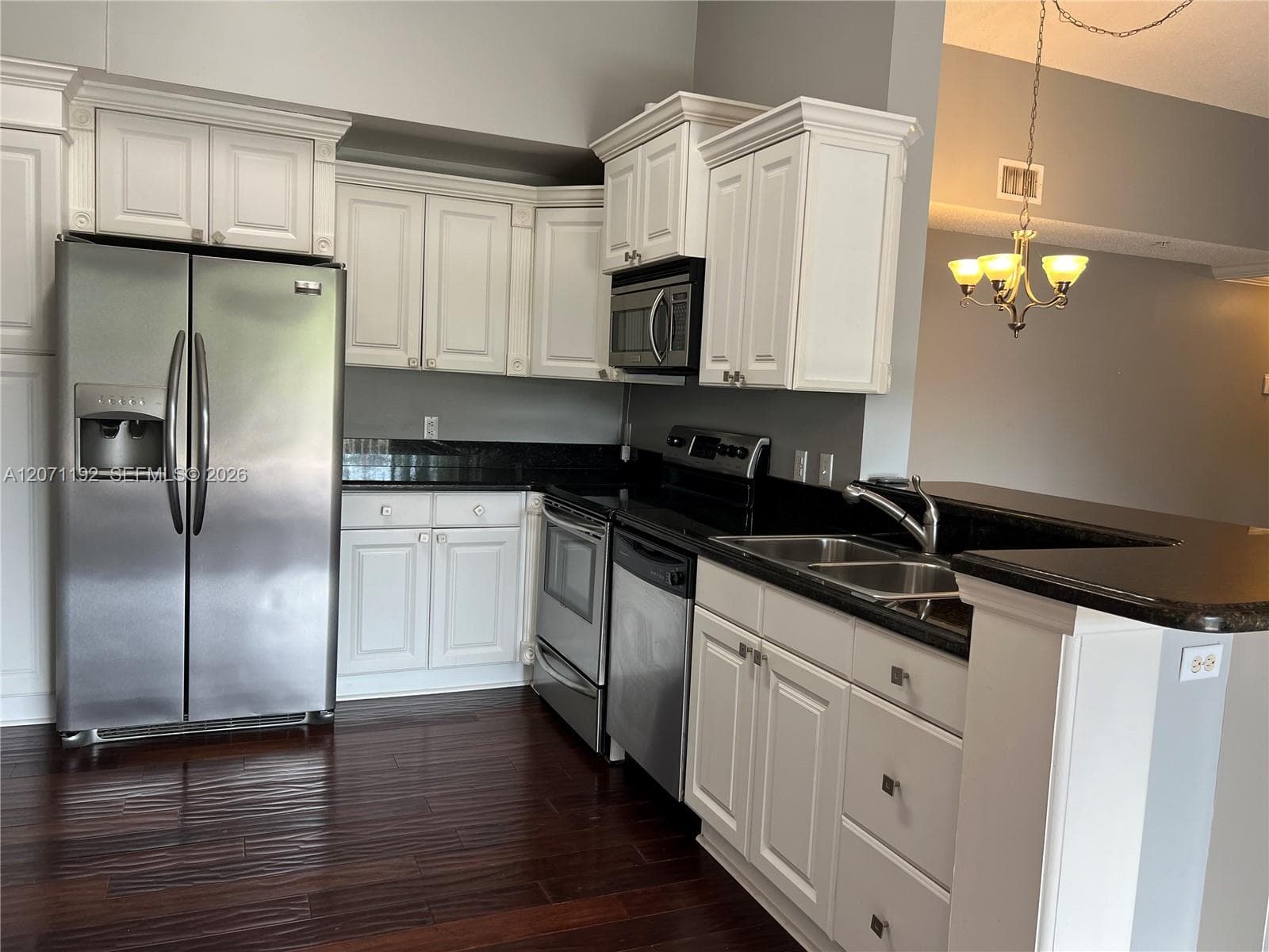 6928 SW 39th St # A303, Davie, FL 33314