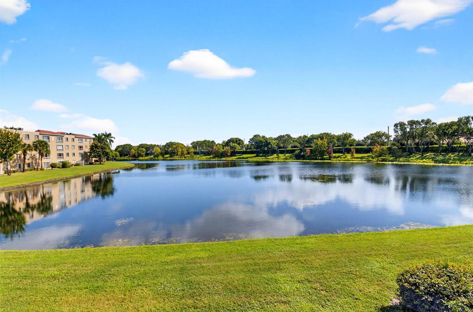 5842 CRYSTAL SHORES Drive # 205, Boynton Beach, FL 33437 photo 2
