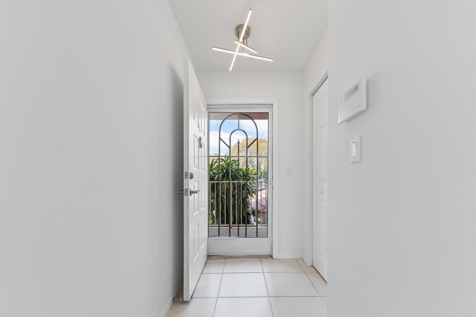 5842 CRYSTAL SHORES Drive # 205, Boynton Beach, FL 33437 photo 3