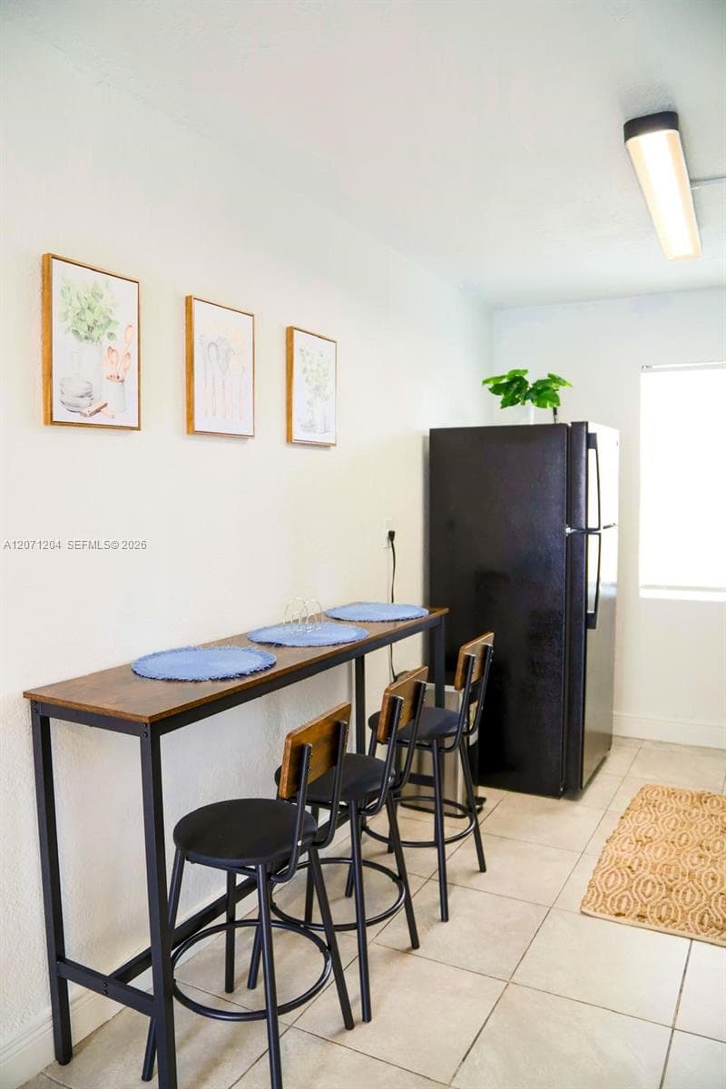 608 5th St # 10, West Palm Beach, FL 33401 photo 2