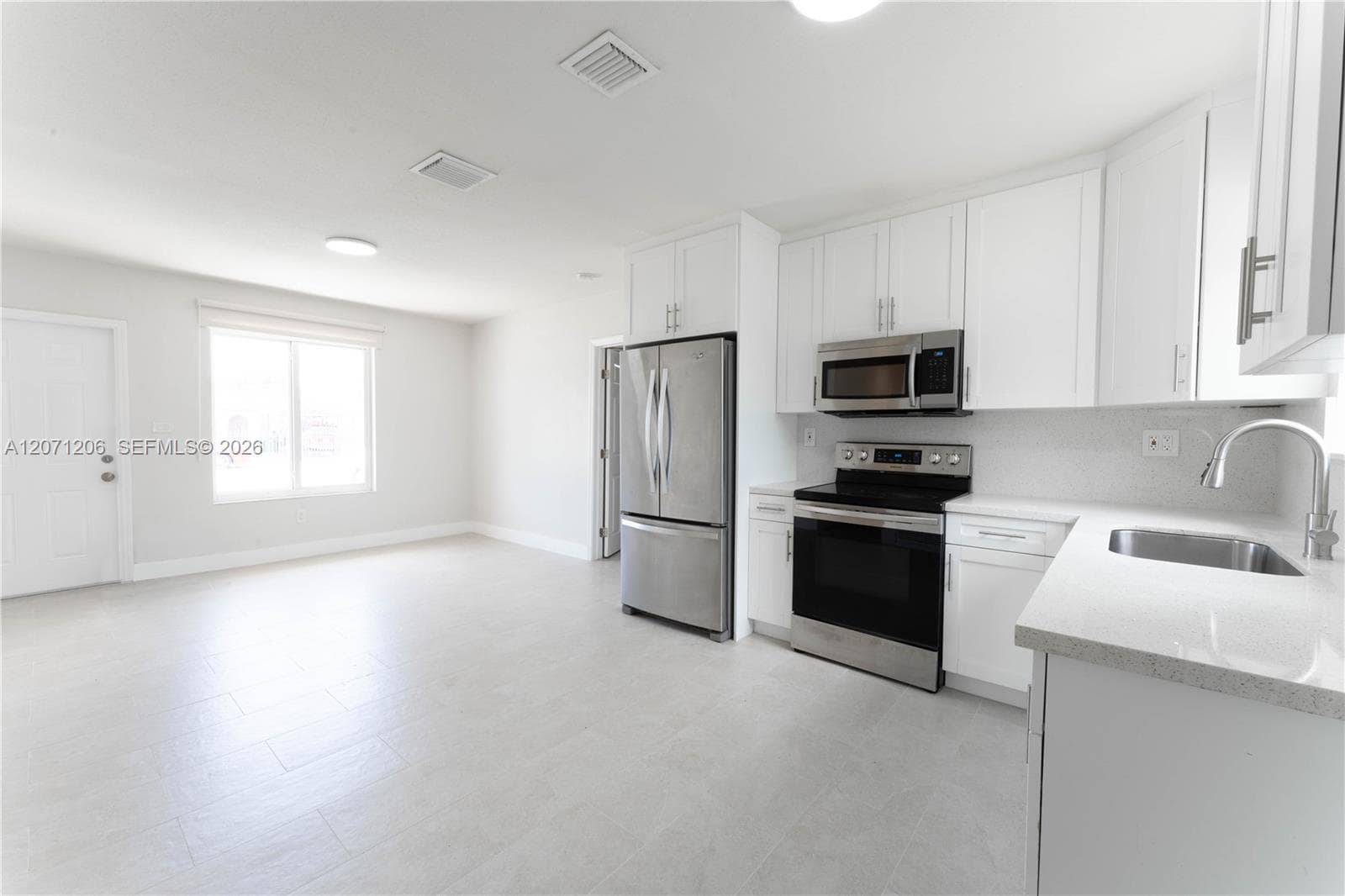10825 SW 221st St, Miami, FL 33170 photo 3