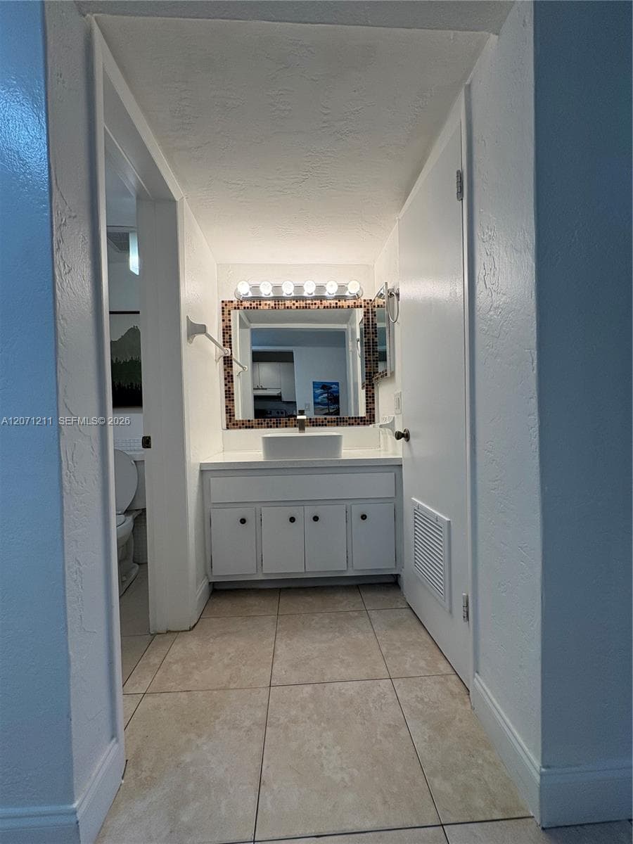 7403 SW 82nd St # 207N, Miami, FL 33143 photo 4