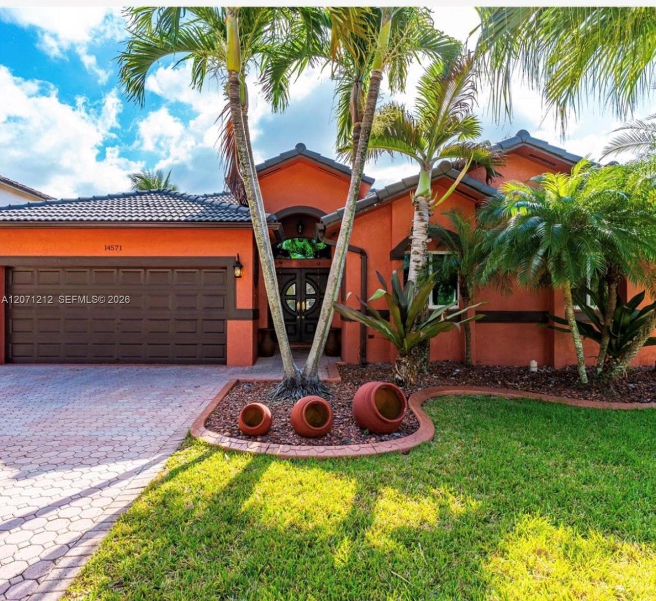 14571 SW 160th Ct, Miami, FL 33196 photo 2