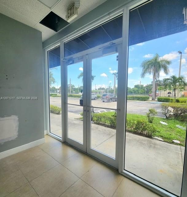 4500 W Hallandale Beach Blvd # 2, Hollywood, FL 33023 photo 2