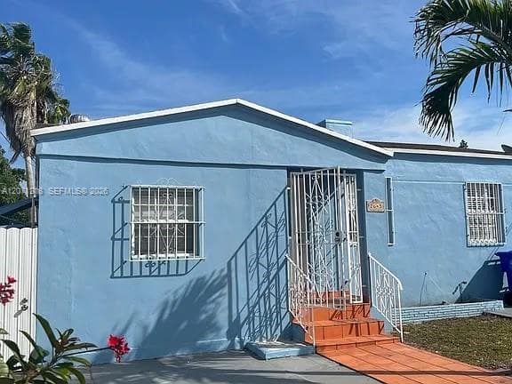 2645 SW 33rd Ave, Miami, FL 33133 photo 2