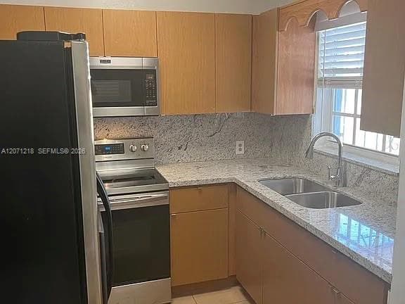 2645 SW 33rd Ave, Miami, FL 33133 photo 5