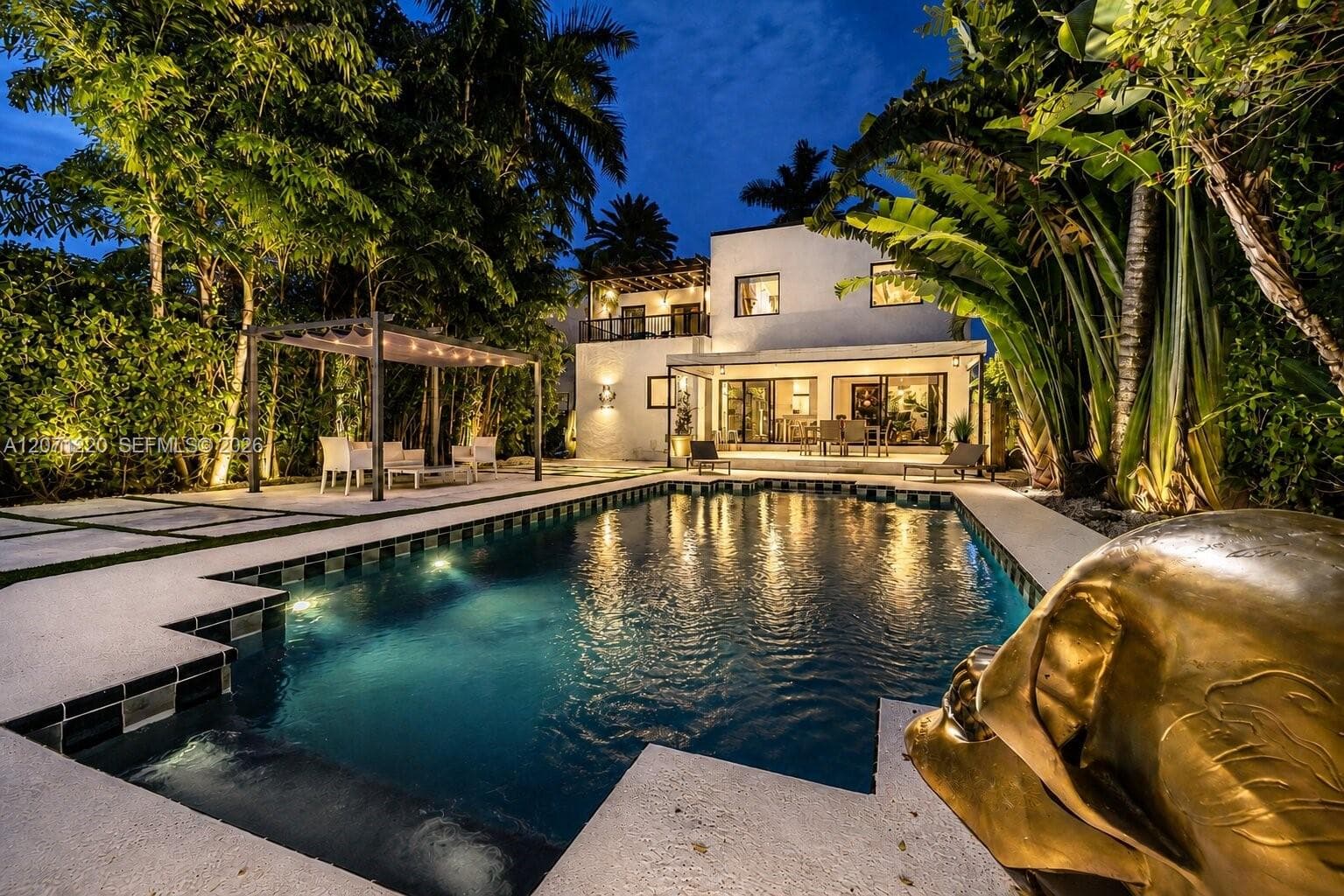1109 NE 89th St, Miami, FL 33138