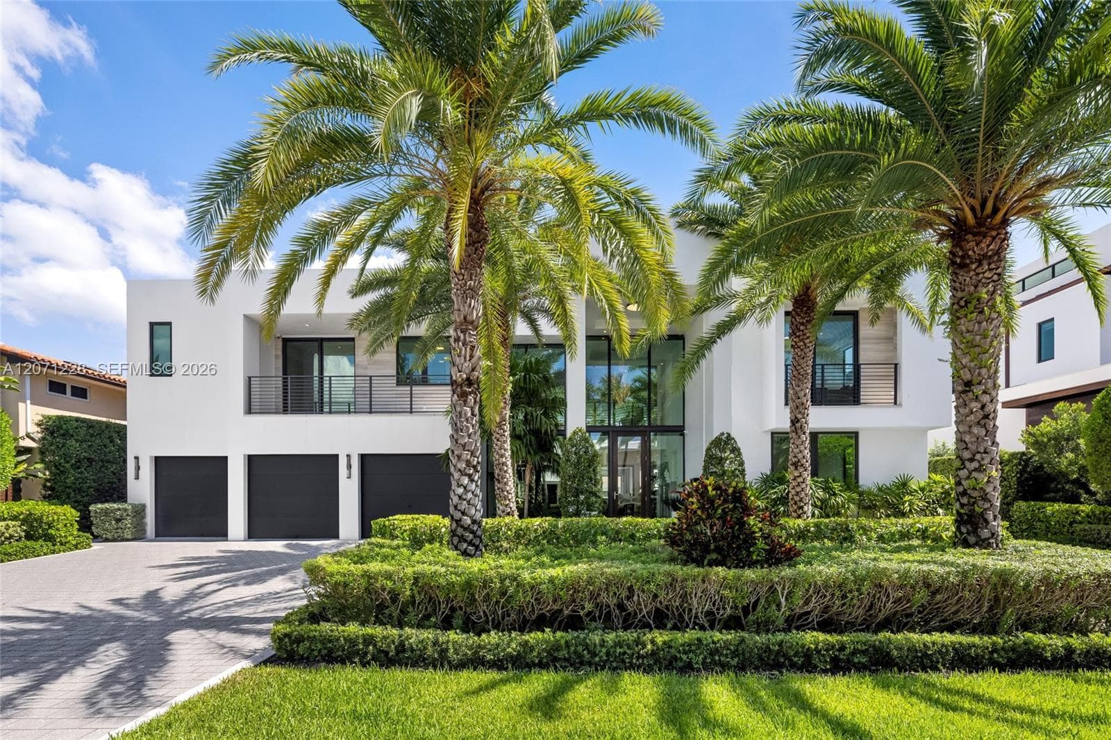 2519 Lucille Dr, Fort Lauderdale, FL 33316 photo 3
