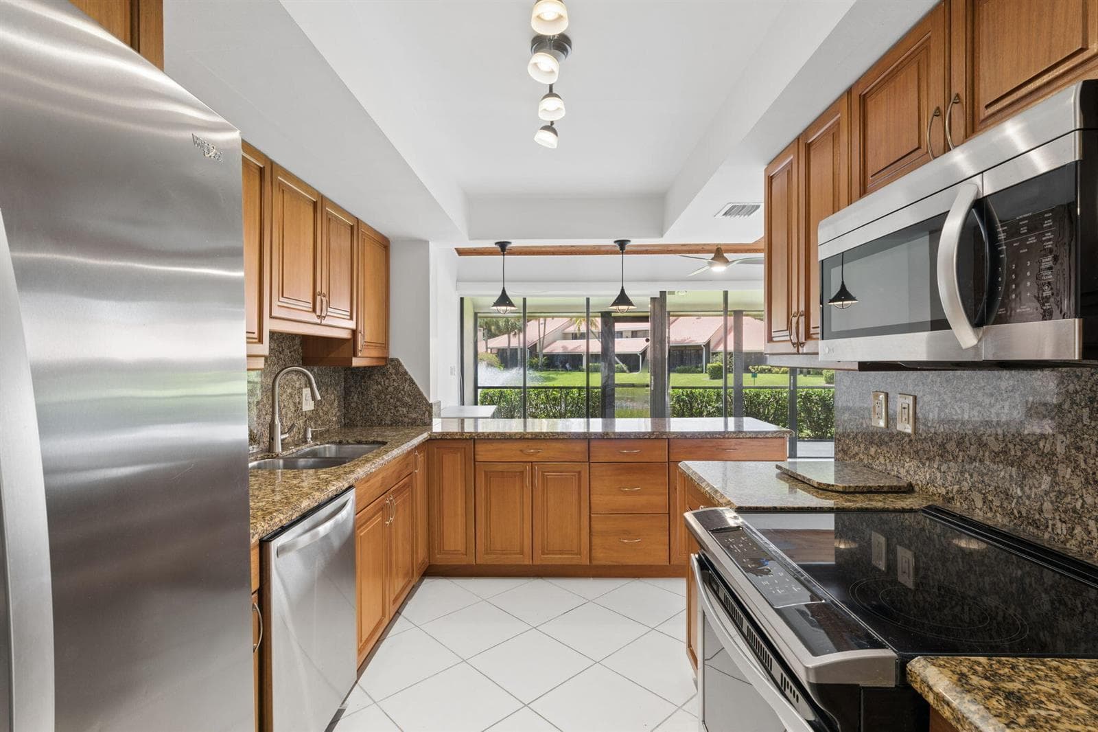 119 Old Meadow Way, Palm Beach Gardens, FL 33418 photo 4