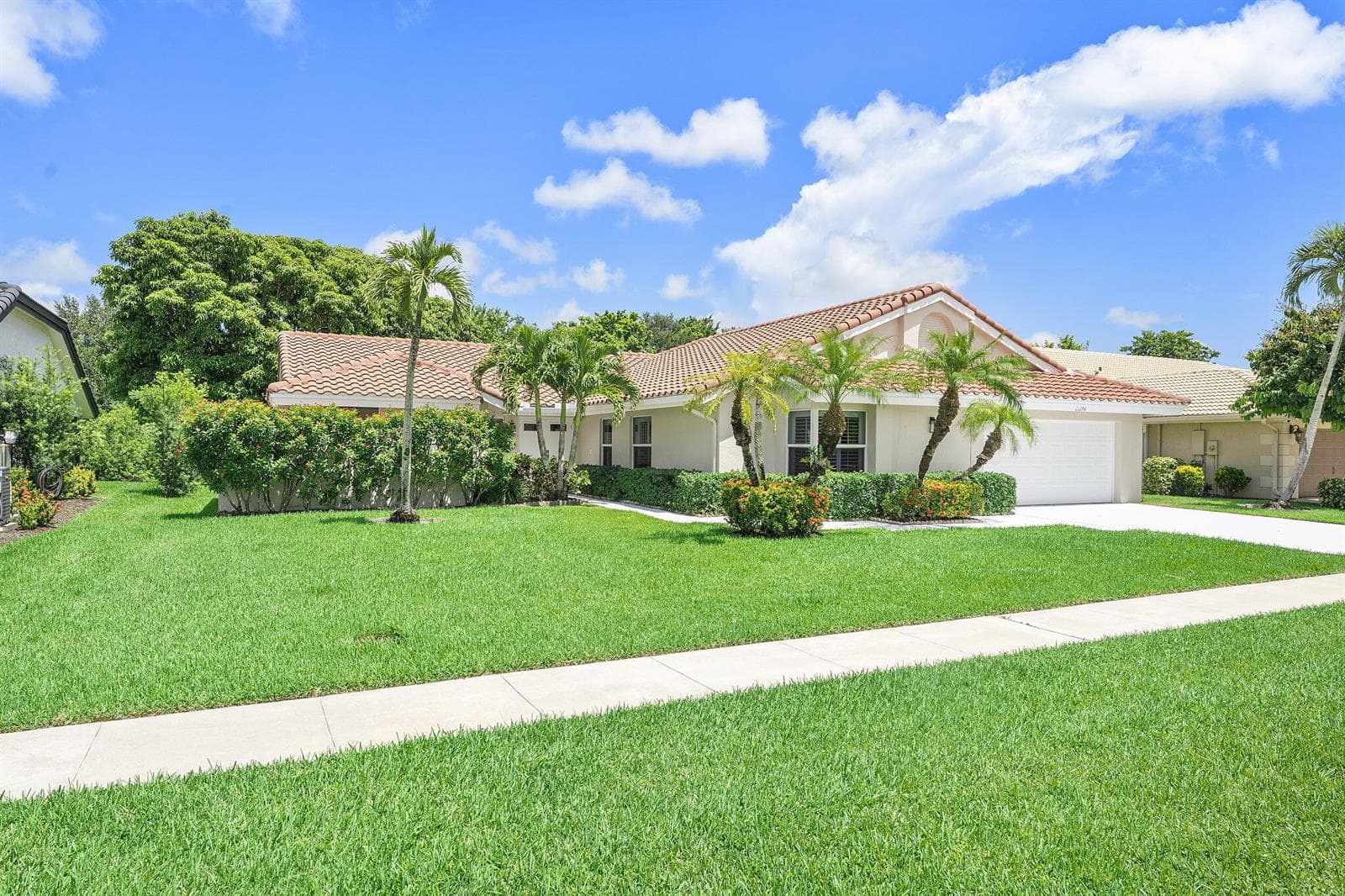 11294 ISLAND LAKES Lane, Boca Raton, FL 33498 photo 2