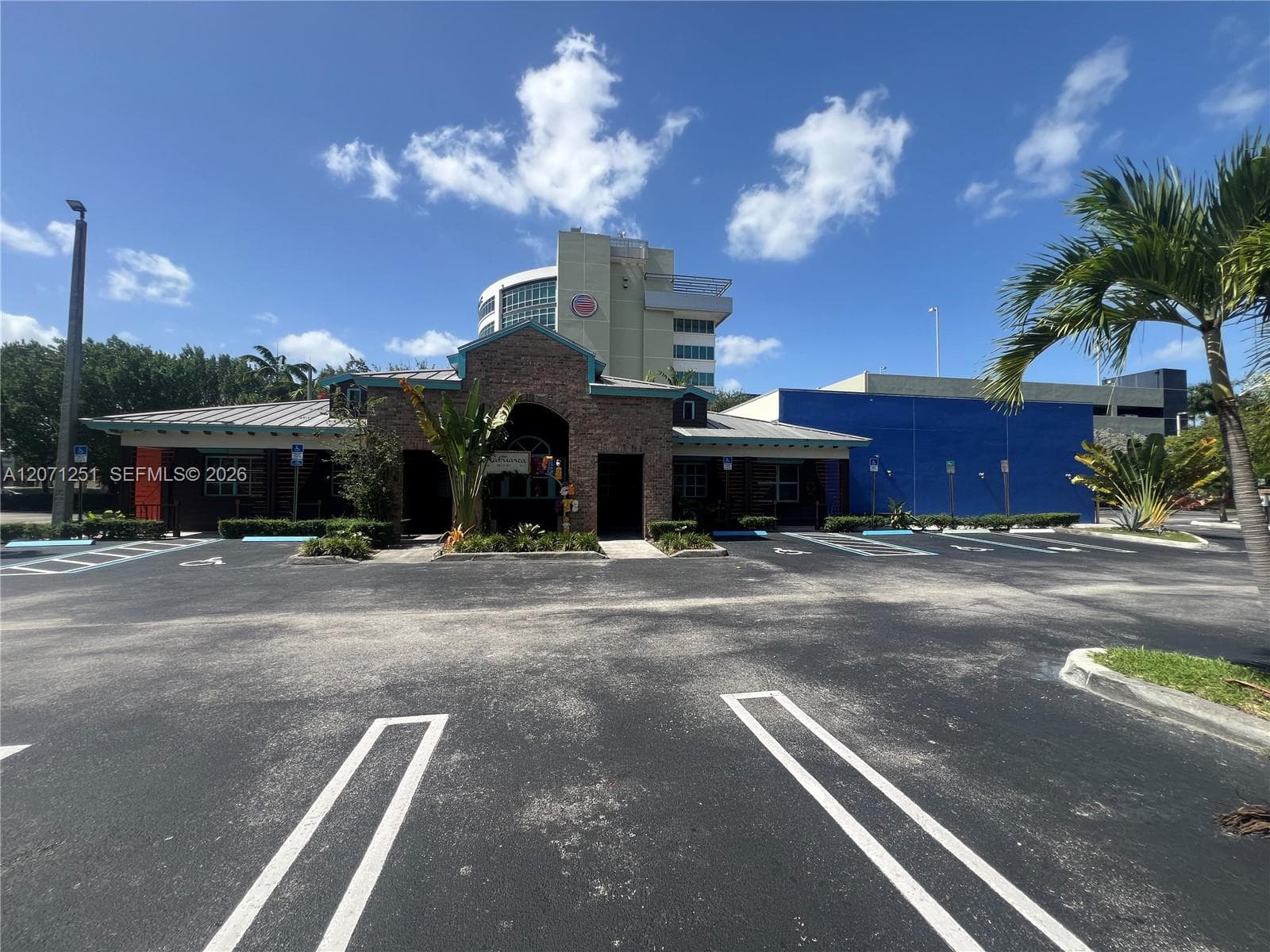 2255 NW 87th Ave, Doral, FL 33172 photo 2