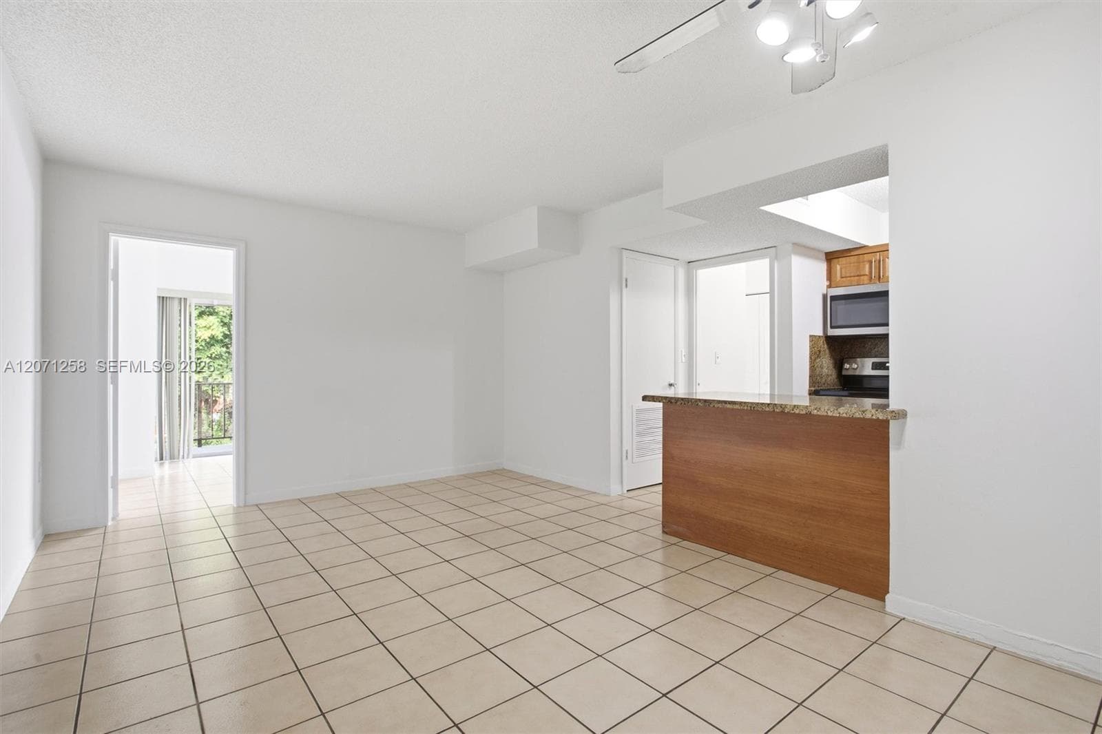 810 SW 129th Pl # 209, Miami, FL 33184 photo 5
